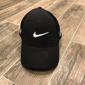 Nike Men’s Golf Hat